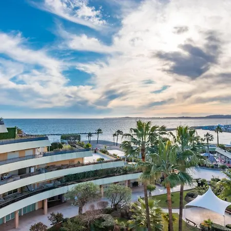 Hotel - Port St Laurent By Ihg