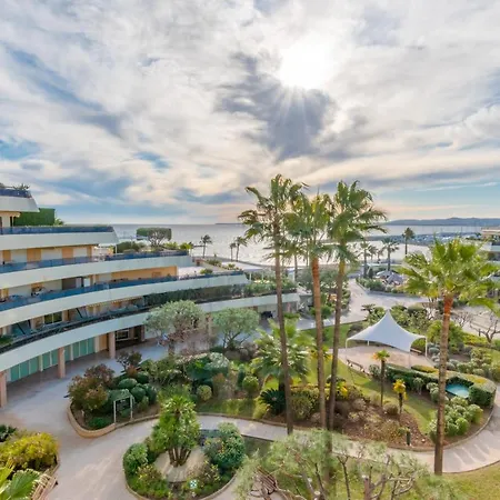- Port St Laurent, An Ihg Saint-Laurent-du-Var