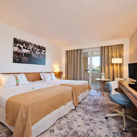 - Port St Laurent, An Ihg Hotel Saint-Laurent-du-Var